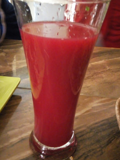 A picture of Mix fruit coctail drink.