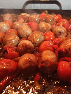 Una foto de Chorizos bombón al vino blanco