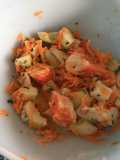 Ensalada de surimi, pepino y zanahoria