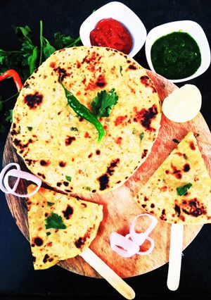 मूली थेपला (Mooli Thepla recipe in hindi) रेसिपी मुख्य फोटो