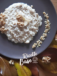 Foto di Risotto parmigiano e noci