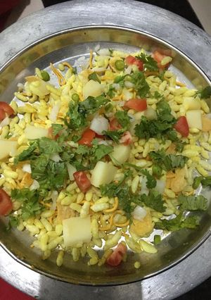સુકી ભેળ (Suki Bhel Recipe In Gujarati) રેસીપી મુખ્ય ફોટો