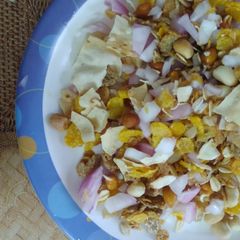 A picture of Muesli bhel.