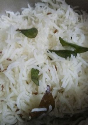 जीरा राइस (बासमति)(jeera rice recipe in hindi) रेसिपी मुख्य फोटो