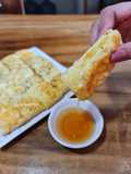 Cheese Garlic Bread with Honey Dip (Roti Keju Bawang)