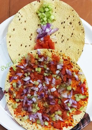 शेजवान मसाला पापड़(Schezwan masala papad recipe in Hindi) रेसिपी मुख्य फोटो