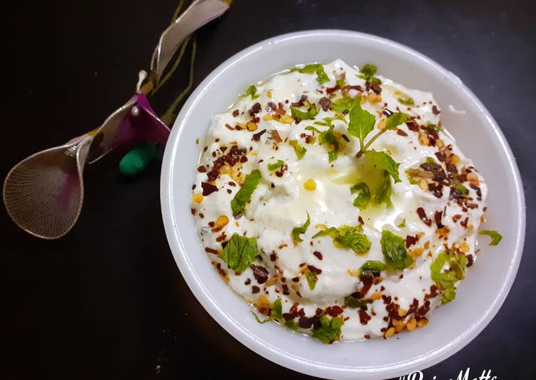 Simple Way to Make Quick Mint Tzatziki