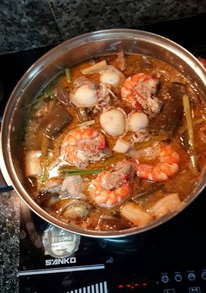 Hình của món Lẫu mắm.