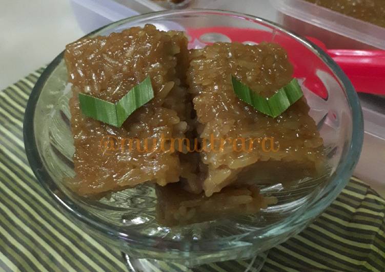 Cara Memasak Makan di DimeWajik Ketan Hitam