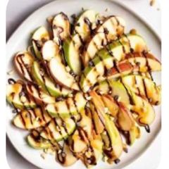 A picture of Apple nachos.
