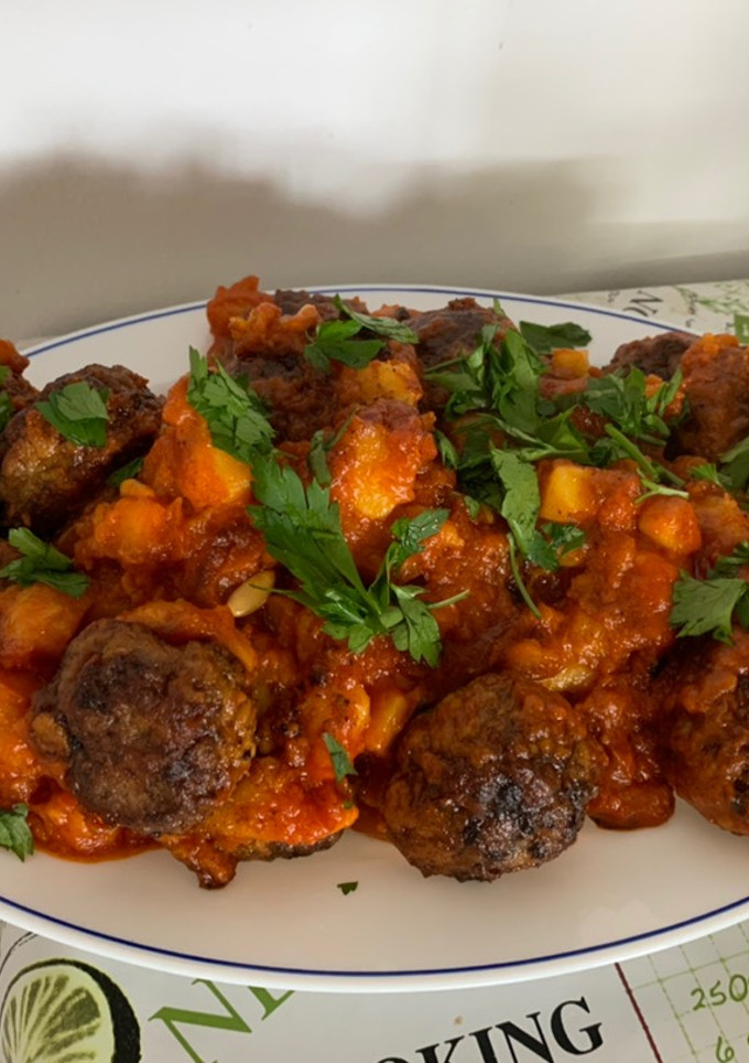 Una foto de Albóndigas con salsa