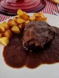 Carrilleras de ternera al vino tinto