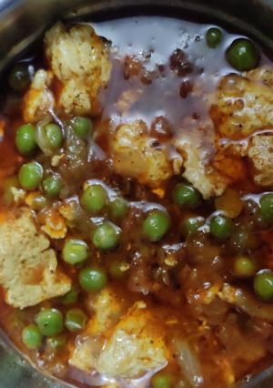पनीर मटर की सब्जी (paneer matar ki sabzi recipe in Hindi) रेसिपी मुख्य फोटो