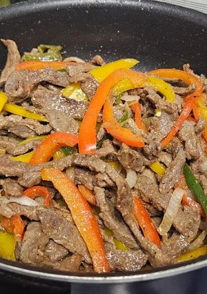 A picture of Beef and Bell Pepper Fajitas.