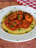 Frango com Polenta Mole