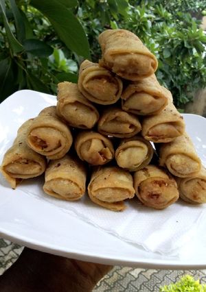 A picture of Crispy Spring Rolls.