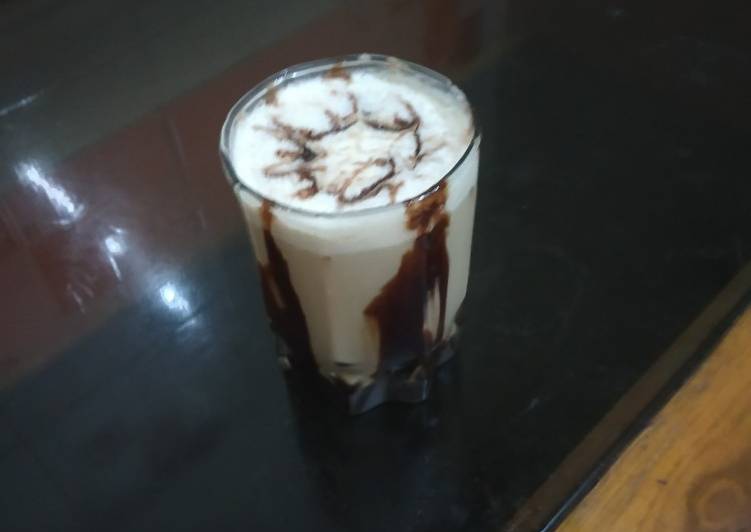 Cold coffee with chocalate flavour