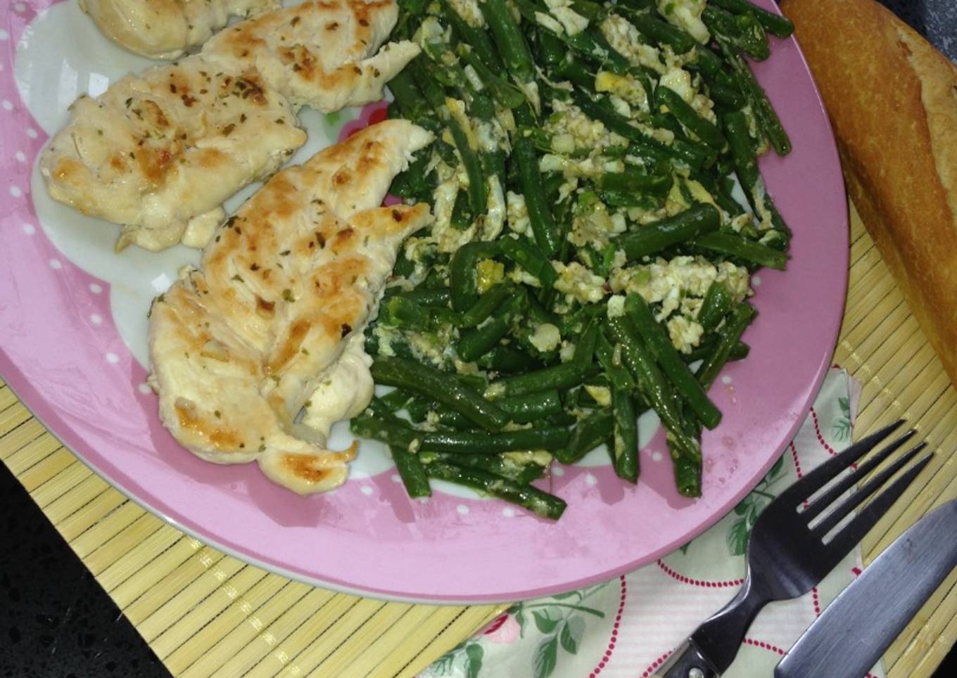 🌿Pechuga de pollo a la plancha con revuelto de judías 🌿