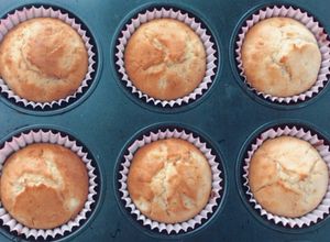 Una foto de Cupcakes de Plátano 🧁🍌