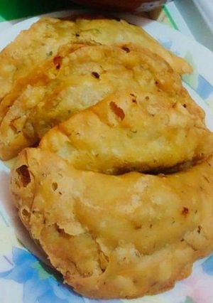 A picture of Qeeme ke samose.