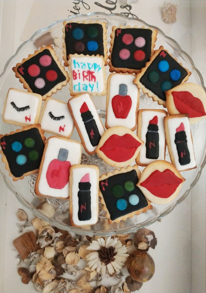 Una foto de Galletitas set de maquillaje 💅👄