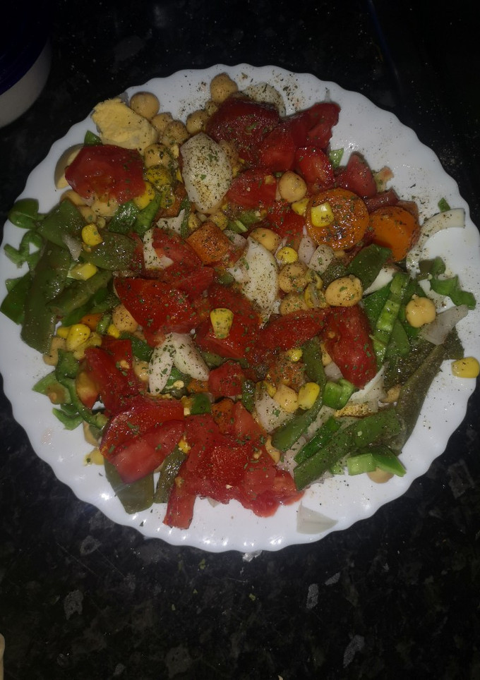 Una foto de Ensalada de garbanzos