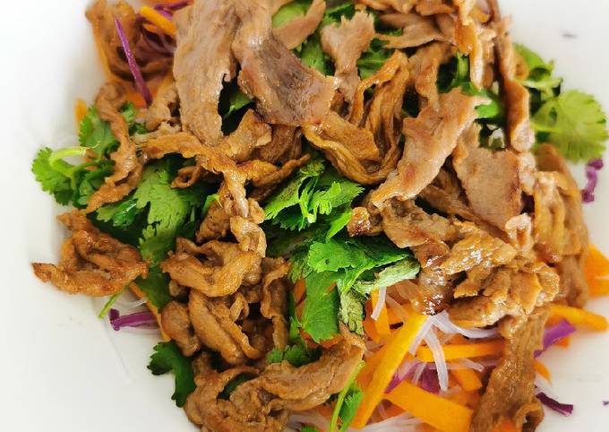 Ternyata ini lho! Resep mudah buat Salad Beef dijamin enak