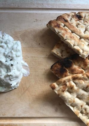 A picture of Tzatziki.