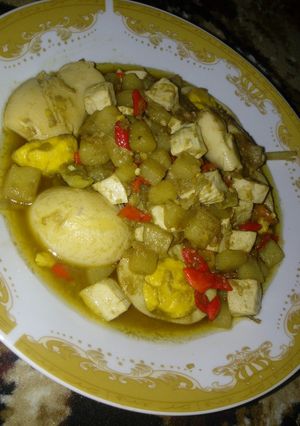 Foto resep Semur kentang telur seadanya