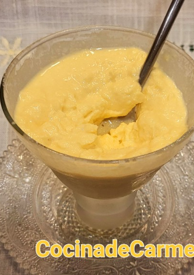 Una foto de Sorbete de mandarina y almendra