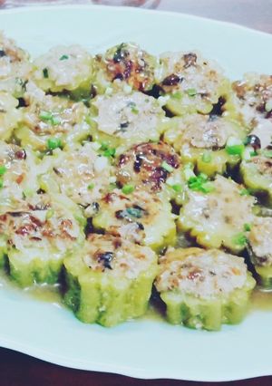 Hình của món Khổ qua nhồi sốt dầu hào.