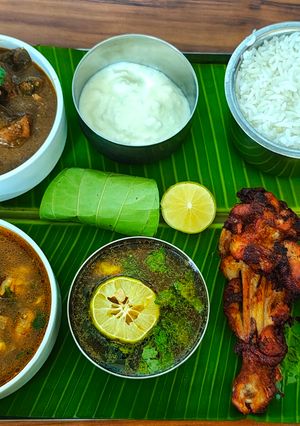 A picture of South Indian Non-veg Lunch Thali.