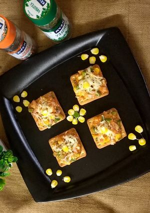A picture of Pizza crackers.