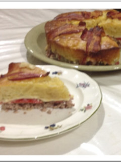 Una foto de Pastel de carne y tortilla
