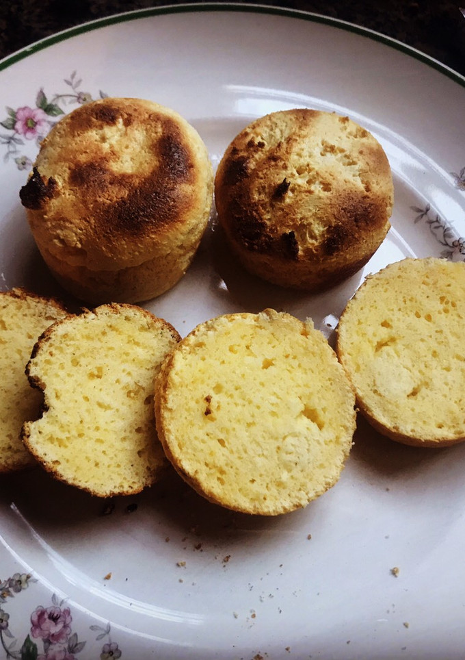 Una foto de Pan de leche en polvo sin tacc y light con 4 ingredientes