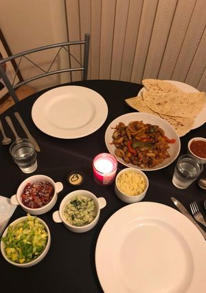A picture of Mexican chicken fajitas.