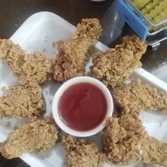 A picture of Fried Chicken Wings 😍.