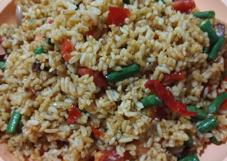 Nasi goreng apa adanya di kulkas