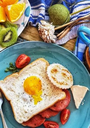 A picture of Egg sandwich.