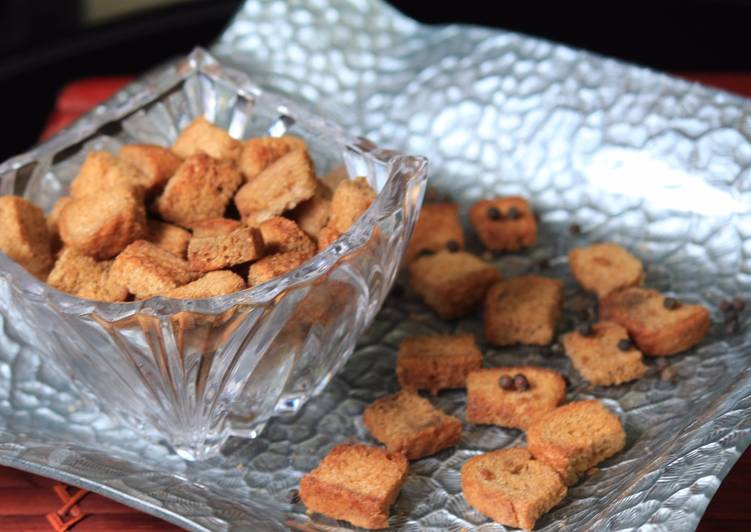 Simple Way to Make Perfect Salt and Pepper Croutons