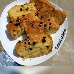 A picture of Loaf cake.