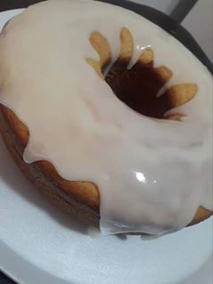Una foto de Budín de limón glaseado🍋🍞