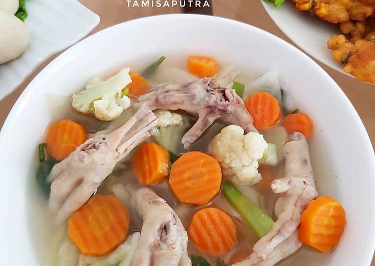 Resep Sop Ceker yang Bikin Ngiler