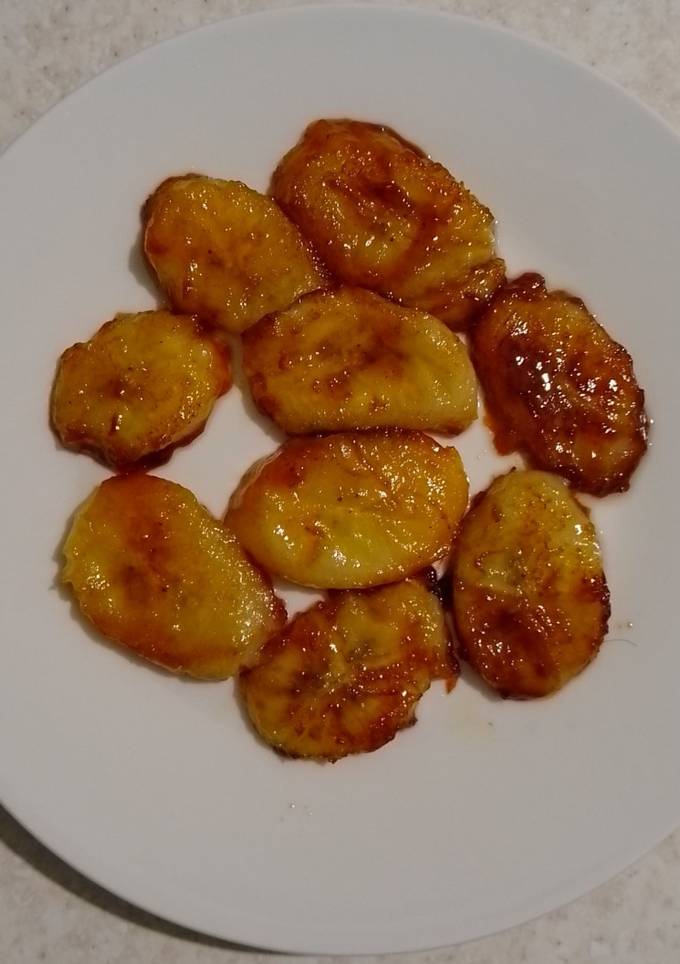 Карамелізовані банани з лікером