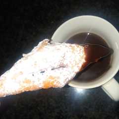 Foto di Sanguinaccio con chiacchiera ☕🎭