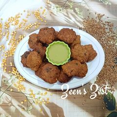 A picture of Moth Bean and Bengal Gram Daal Vadas.