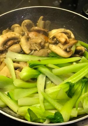Foto resep Tumis kaeLan jamur
