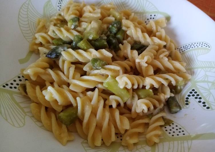 Carbonara di asparagi