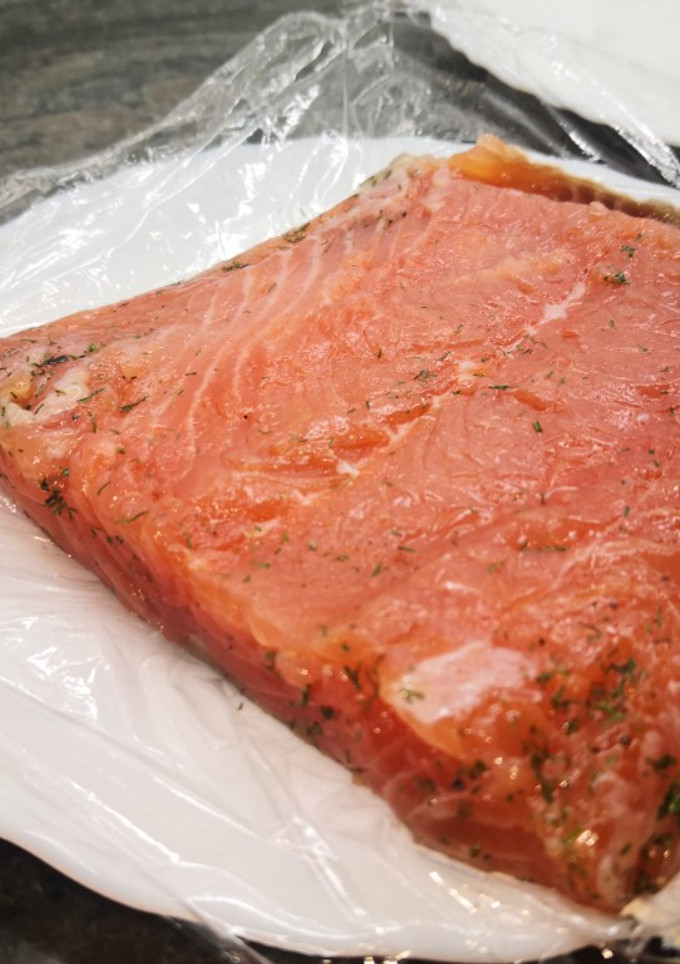 Una foto de Salmón marinado