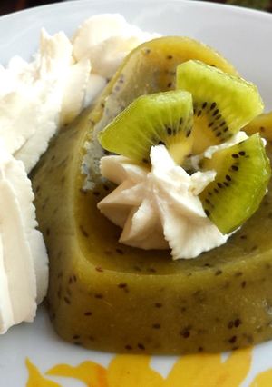 Foto di Budino di kiwi con crema al formaggio